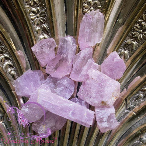 Raw Pink Lavender Kunzite Crystal unicornmanor